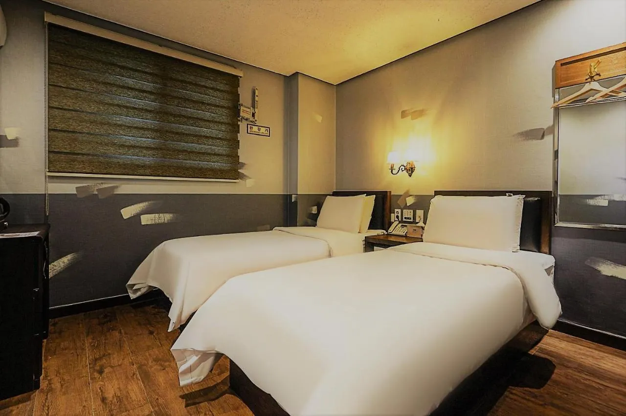 Friendly DH Naissance Hotel Seoul