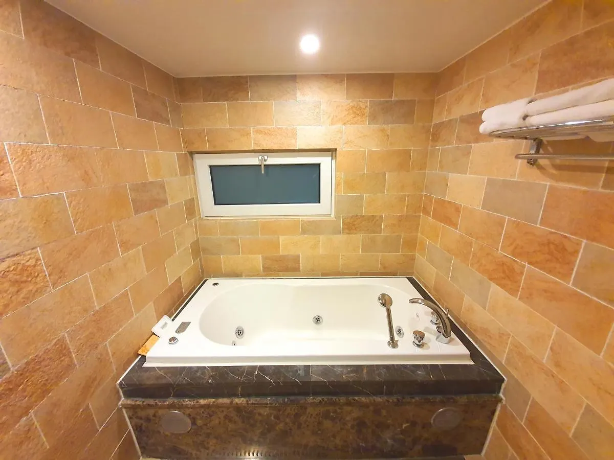 Friendly DH Naissance Hotel Seoul