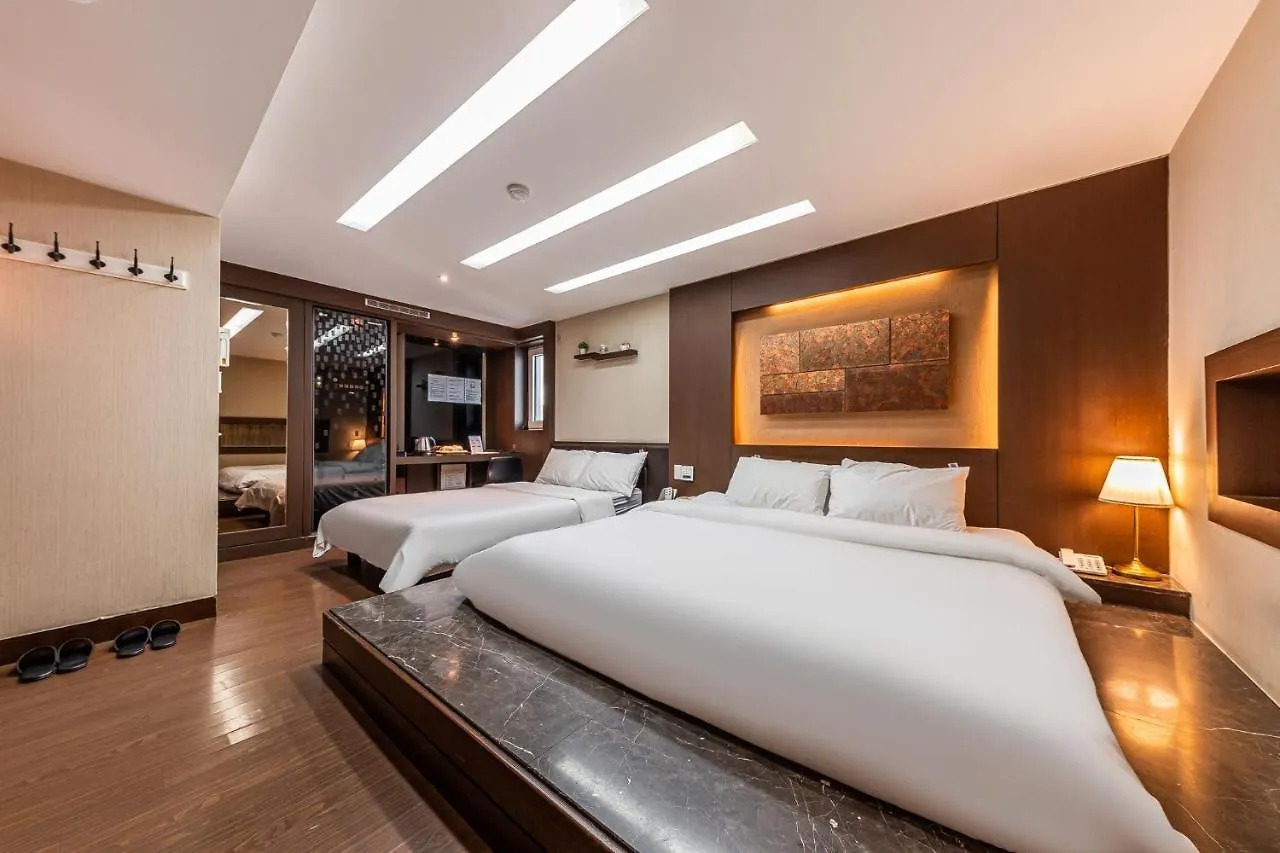 Friendly DH Naissance Hotel Seoul