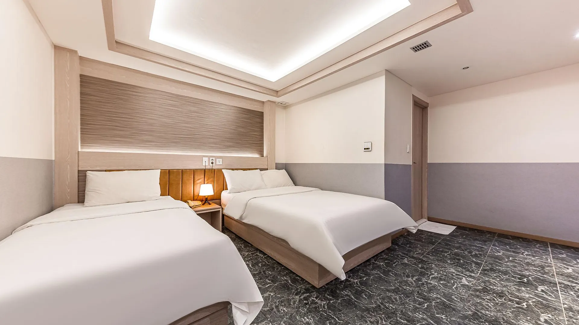 Friendly DH Naissance Hotel Seoul 2*,  Südkorea