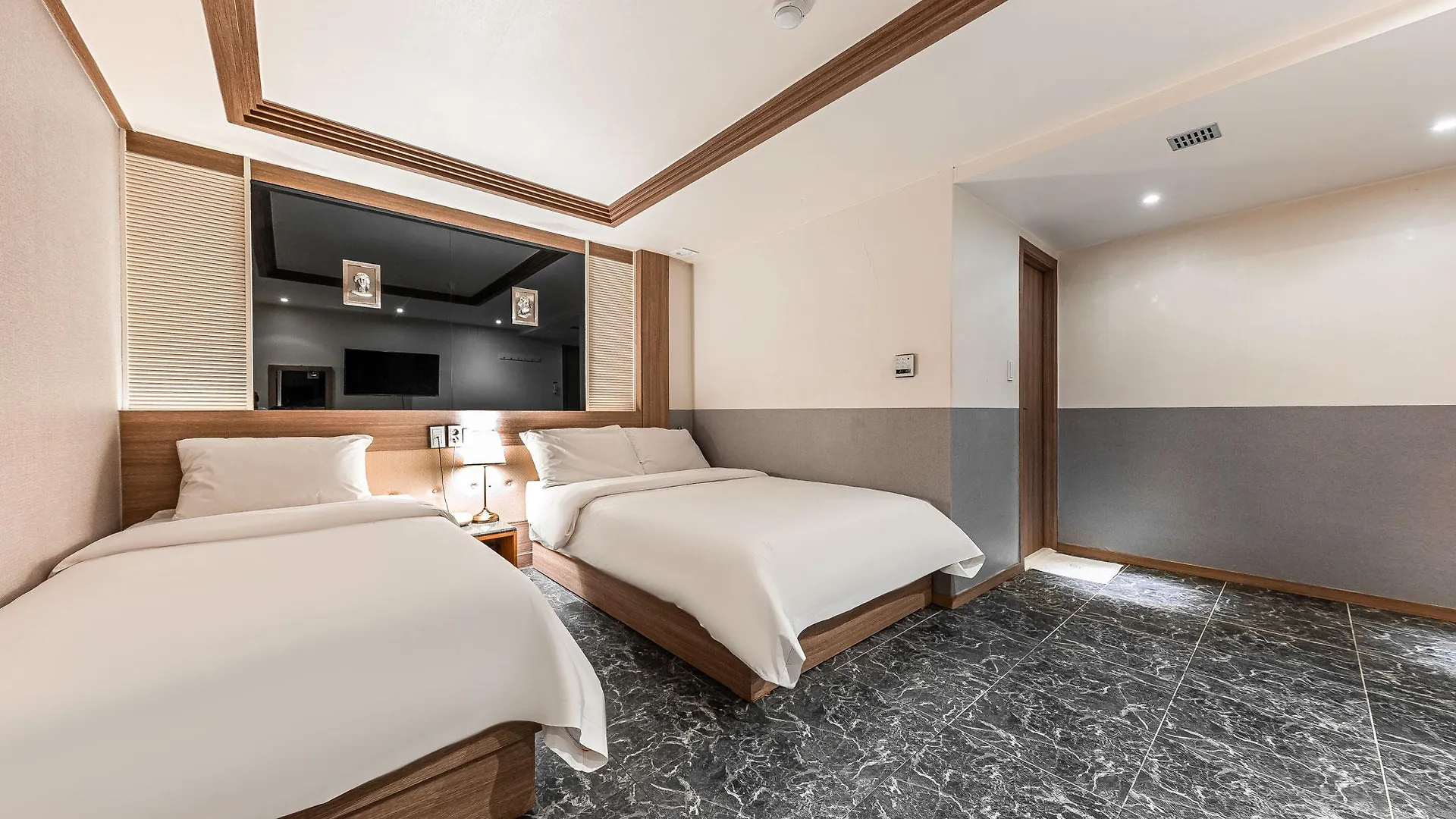 Friendly Dh Naissance Hotel By Mindrum Group Seoul