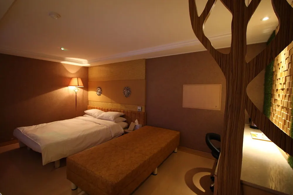 Friendly Dh Naissance Hotel By Mindrum Group Seoul