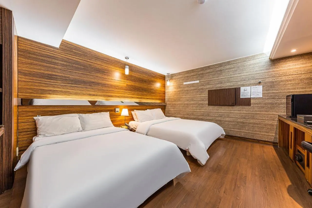 Friendly Dh Naissance Hotel By Mindrum Group Seoul